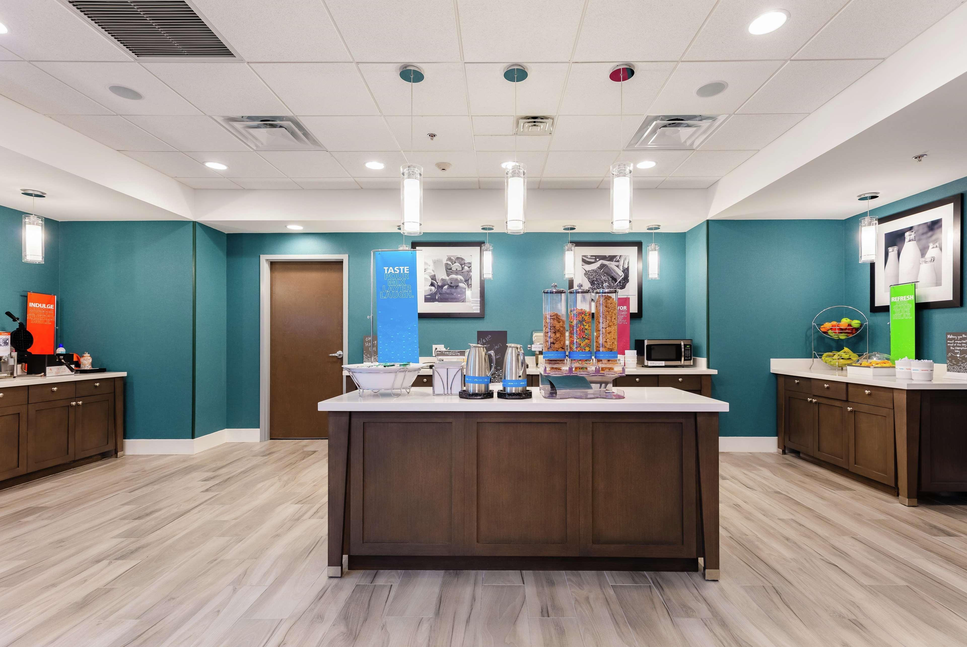 Hampton Inn Acworth Exterior photo